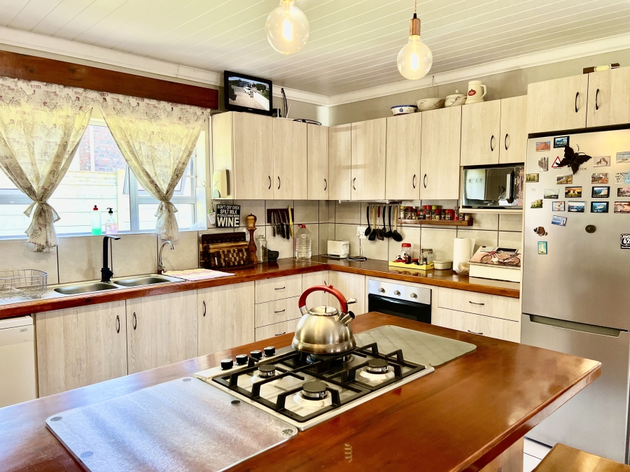 3 Bedroom Property for Sale in Stilbaai Wes Western Cape